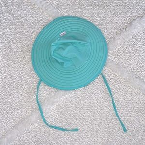 Rufflebutts 0-12 month swim hat   Excellent condition